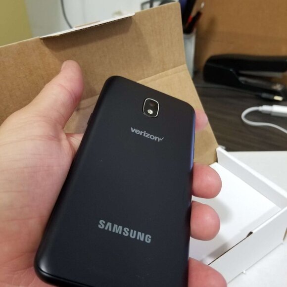 Samsung Galaxy J3 16GB Unlocked. In good condition !!! - Picture 3 of 6